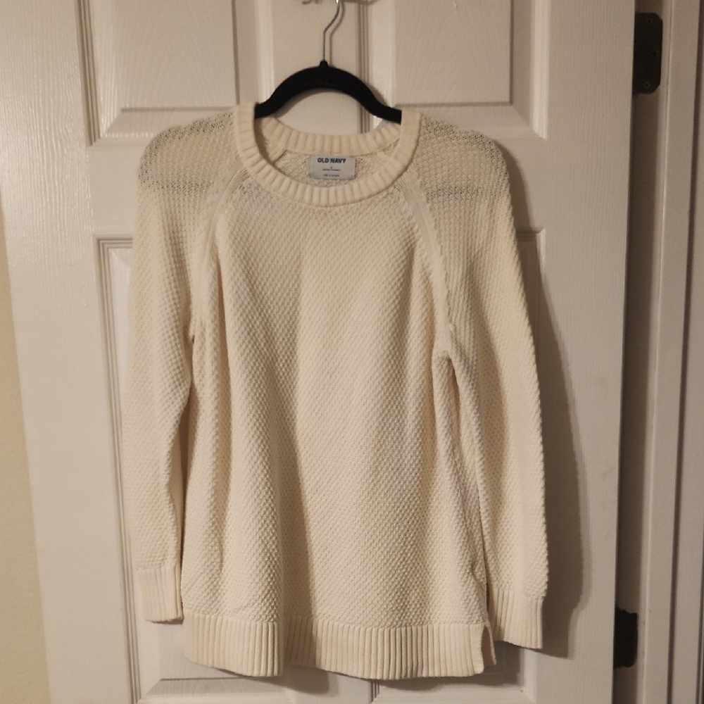 Old Navy Women's Ivory Sweater